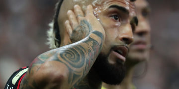 Arturo Vidal llega a Curitiba para fichar por el Athletico Paranaense