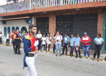 En Carvajal la Espada del Libertador