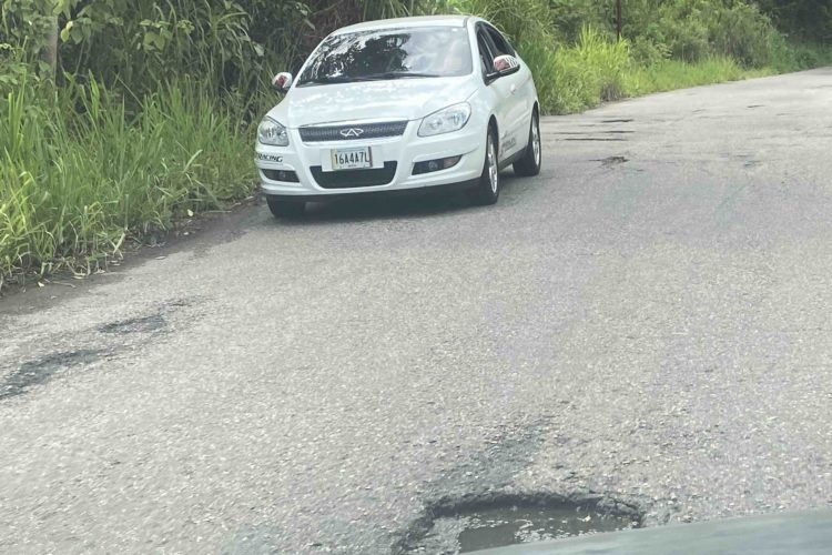 En la vía San Cristóbal- Rubio sobran huecos y fallas