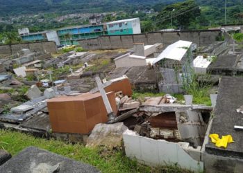 Muertos “salen” de su fosa al ceder terrenos del Cementerio de Escuque
