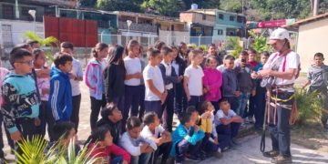 Inician inscripciones gratuitas para entrenamiento de escalada en el Velodromo Vicente Lagunas