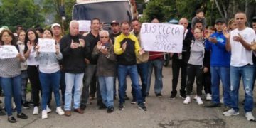 Familiares, docentes y amigos exigen justicia para Royer Hidalgo