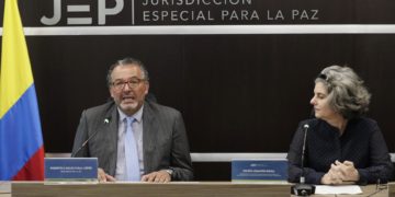 Imputan en Colombia crímenes de lesa humanidad a 10 mandos de las FARC por secuestro