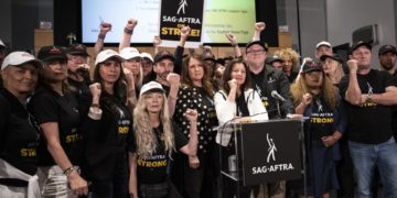 El Sindicato de Actores de EE.UU. se declara en huelga y pone en jaque a Hollywood