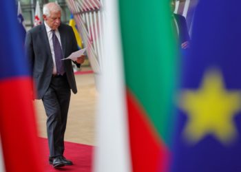 Borrell dice que el ataque ruso contra Odesa es «otro crimen de guerra»