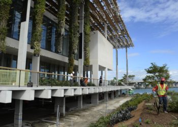 La campaña «¡Qué Calor!» marca un hito para los trabajadores al aire libre de Miami-Dade
