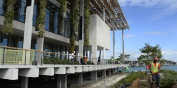 La campaña «¡Qué Calor!» marca un hito para los trabajadores al aire libre de Miami-Dade