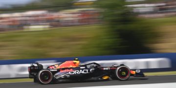 Verstappen no perdona y Red Bull bate el récord histórico de McLaren