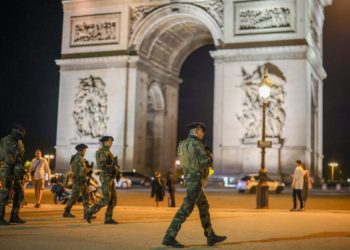 Al menos 157 detenidos por los disturbios en Francia en una noche con menos incidentes