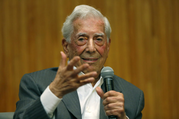 Foto de archivo del escritor peruano, Mario Vargas Llosa. EFE/ Francisco Guasco