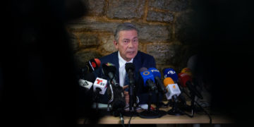 La oposición venezolana exige respeto a las primarias en encuentro con Delcy Rodríguez