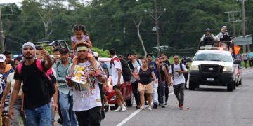 Sale la primera caravana migrante de venezolanos desde el sur de México hacia EE.UU.