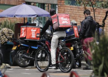 Latinoamérica ofrece a los inmigrantes más trabajo que a los nativos pero más informal