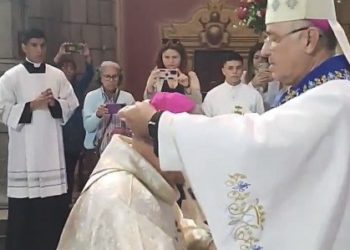 VII Arzobispo Metropolitano de Mérida recibió el Palio Arzobispal