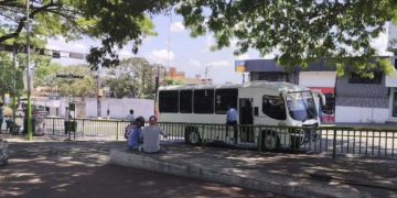 Tras las trifulcas de conductores informales Alcaldía de Alberto Adriani eliminó la parada de la Plaza del Ferrocarril en El Vigía
