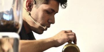 Merideño es el mejor barista de café filtrado del mundo