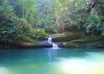 Pozo Azul, un destino turístico paradisìaco escondido en el municipio Zea