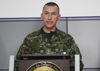 Abren indagación al jefe del Ejército colombiano por plan de atentado del ELN contra fiscal