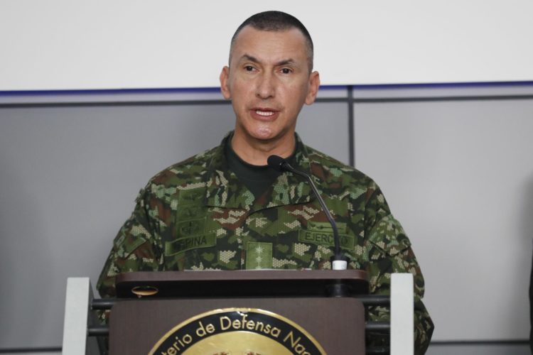 El comandante del Ejército de Colombia, general Luis Ospina, en una fotografía de archivo. EFE/Carlos Ortega