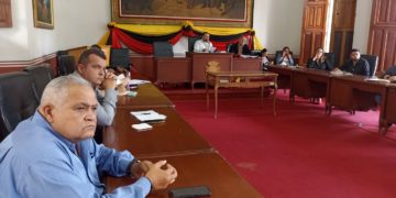 Cansados de los cortes eléctricos diputados del Táchira aprobaron la comparecencia del gerente de Corpoelec al parlamento