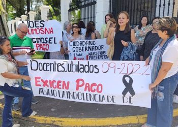 Táchira | Docentes jubilados organizan una rifa para costear los gastos de una profesora con cáncer