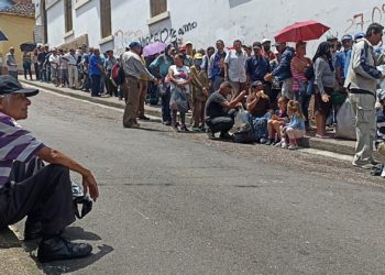 Abuelos que viven en situación de calle en Táchira se sienten olvidados