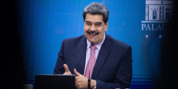 Venezuela avanza a «pasos agigantados» en una «nueva economía productiva», asegura Maduro