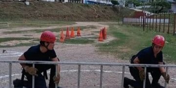 Mujeres bomberos de Boconó ganan segundo lugar en competencia en Carache