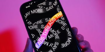 Zuckerberg anuncia nuevas funciones para Threads, que sufre la caída de usuarios