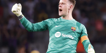 Ter Stegen renueva con el Barcelona hasta junio de 2028