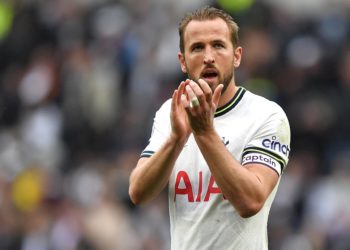 Kane pasará hoy reconocimiento médico y firmará con el Bayern, según medios