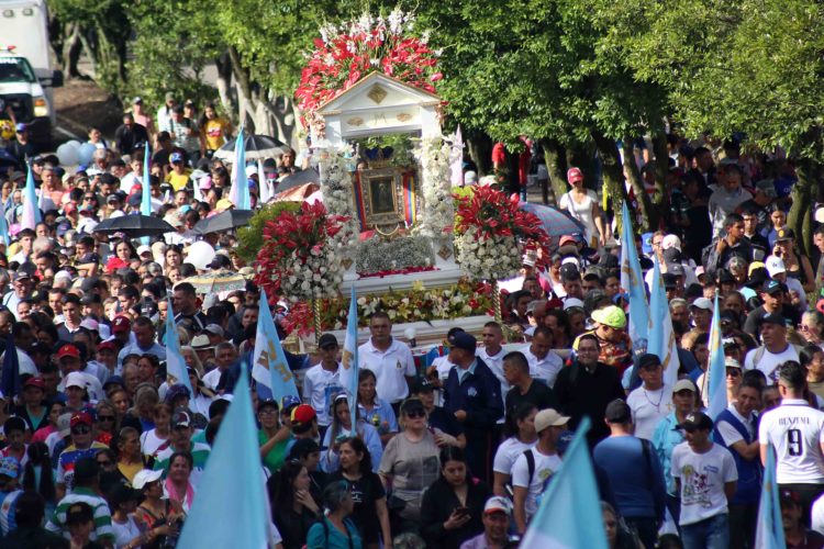 Monseñor Moronta denuncia que coyotes venden  paquetes de miseria y opresión a los migrantes