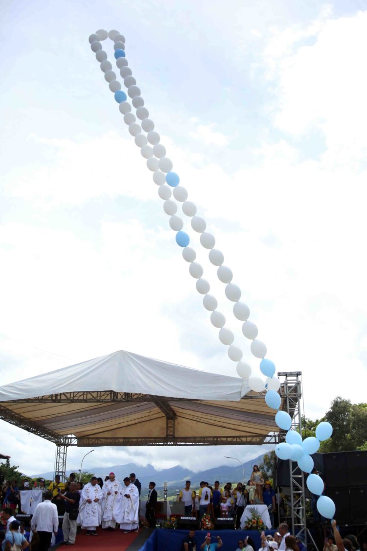 Monseñor Moronta denuncia que coyotes venden  paquetes de miseria y opresión a los migrantes