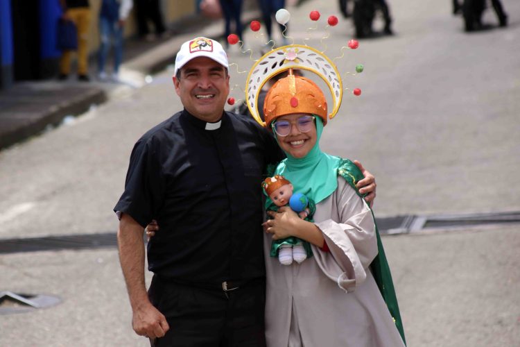 Monseñor Moronta denuncia que coyotes venden  paquetes de miseria y opresión a los migrantes