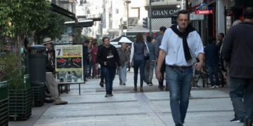 Argentina va a las urnas con una economía sin oxígeno y atrapada en una alta inflación