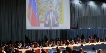Nicolás Maduro pide a los BRICS aceptar a países de la OPEP para dominar el mercado petrolero