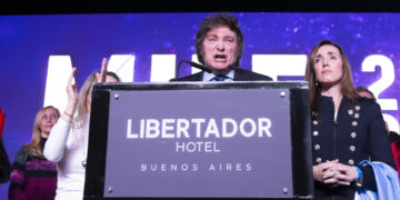 El ultraderechista Javier Milei, la gran sorpresa en la Argentina de los tres tercios