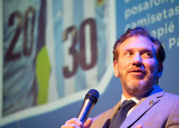La FIFA «tiene la responsabilidad» de que el Mundial 2030 se celebre en Suramérica