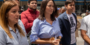 María Corina Machado denuncia el uso de la Fuerza Armada para la «persecución política»
