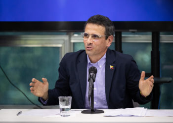 Capriles llama a organizarse ante los obstáculos de las primarias opositoras en Venezuela