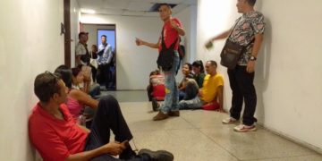 Vendedores de mercancía seca y verduleros en desacuerdo con medidas de la Alcaldía de Valera