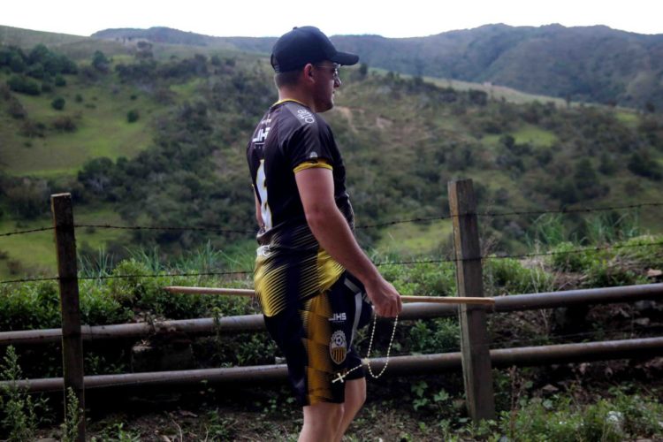 Peregrinos reciben apoyo para hacer su recorrido de fe al Santo Cristo 