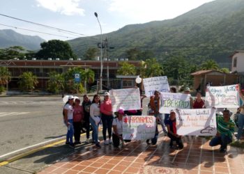 Familiares de Conas detenidos exigen su liberación