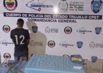 Policía captura a sujeto con 135 envoltorios de drogas