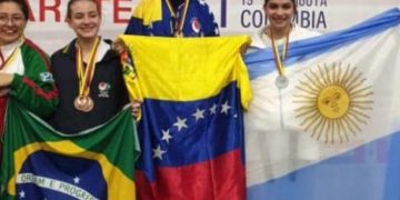 Karateca trujillana Ana Sofía Vásquez obtiene oro en IV Campeonato Panamericano de Kárate JKA 2023