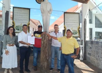 Recibido madero de la casa natal del Dr. José Gregorio Hernández