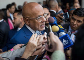 Tres rectores chavistas y dos opositores formarán el nuevo CNE