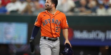 Altuve, Castellanos  y Bautista, los mejores latinoamericanos en la jornada de Grandes Ligas