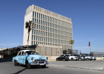 EE.UU. reanuda las visas de turismo B-2 para cubanos, pero solicitadas en un tercer país