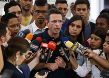 Capriles insta a la oposición a evitar el sectarismo y a construir la unidad en Venezuela